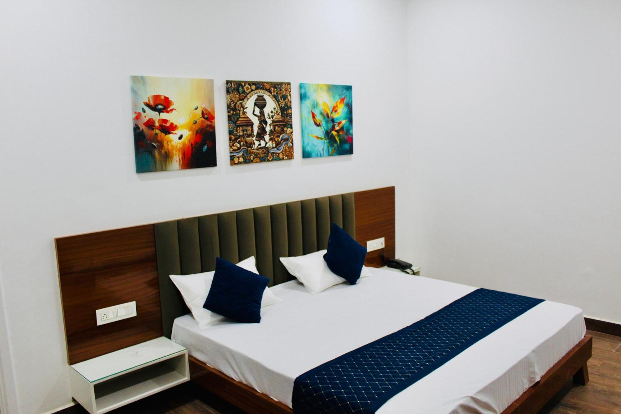 The Loya Hotel Muktsar 外观 照片