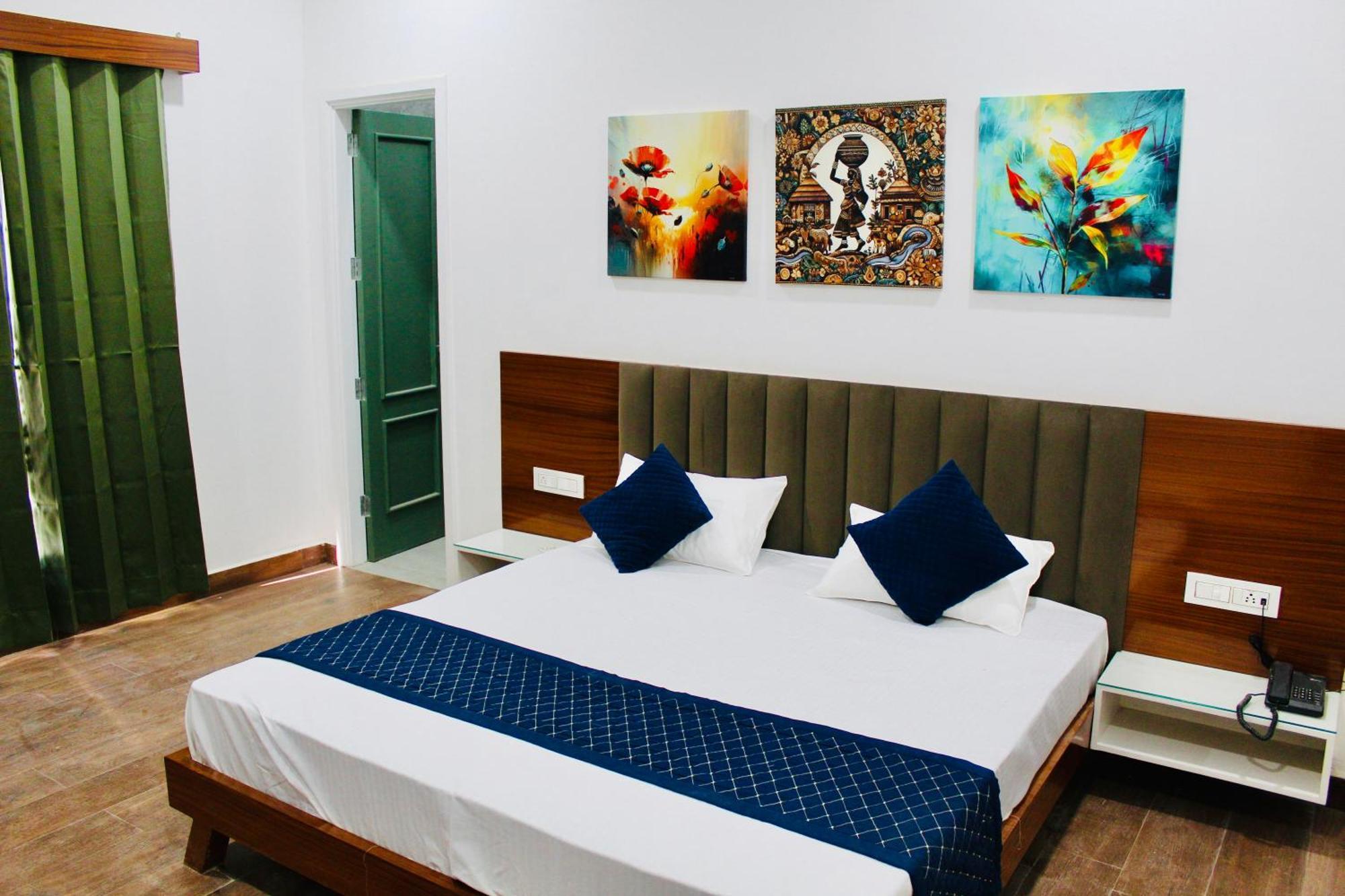 The Loya Hotel Muktsar 外观 照片